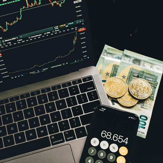 Arbitrox team di esperti di investimenti in criptovalute